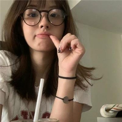 玫瑰园里的老少爷们儿